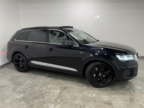 Audi Q7 3.0 Tdi V6 SE65VOY Black #2