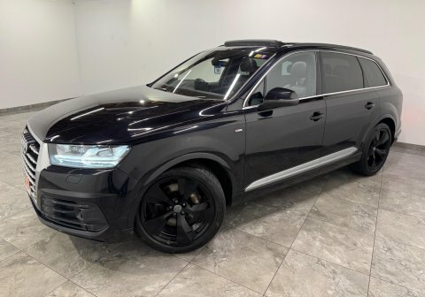 Audi Q7 3.0 Tdi V6 SE65VOY Black #4