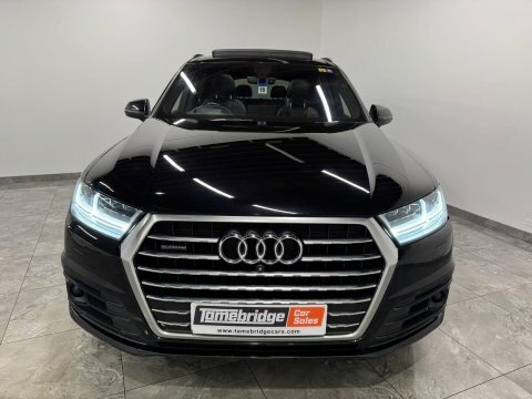Audi Q7 3.0 Tdi V6 SE65VOY Black #3