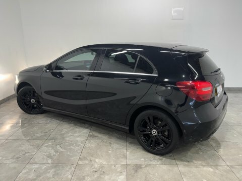 Mercedes-Benz A Class 1.6 A180 Sport KS17EYP Black #6