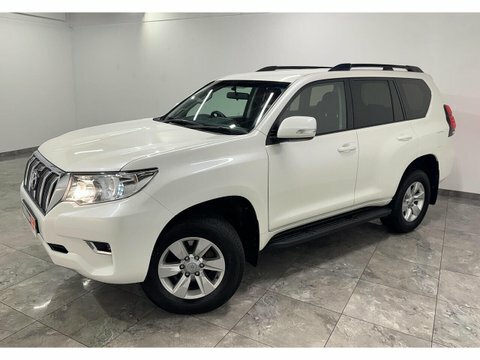 Toyota Land Cruiser 2.8D Active Suv White #4