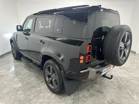 Land Rover Defender 3.0 D300 Mhev Black #4