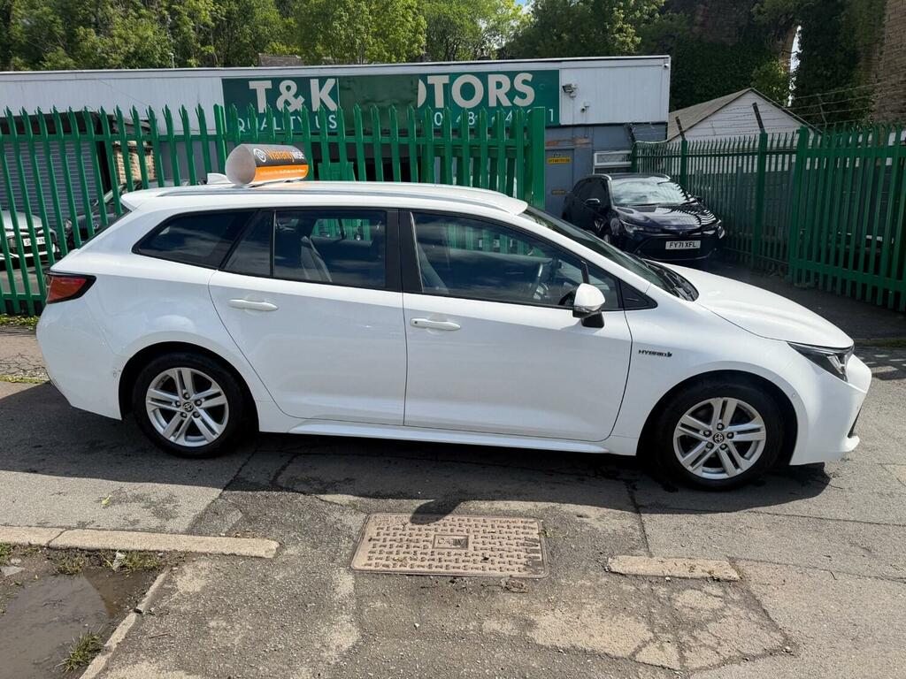 Toyota Corolla 1.8 Vvt-i Hybrid Icon Tech Cvt GF21THN White #2