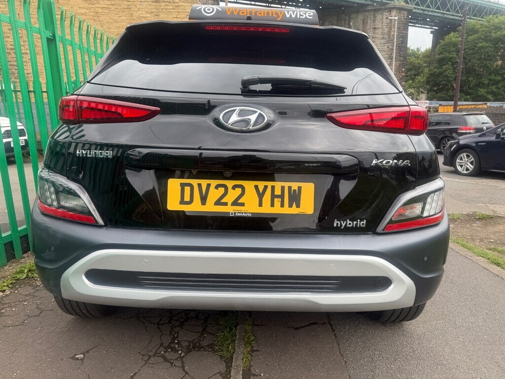 Hyundai Kona Premium Red #13