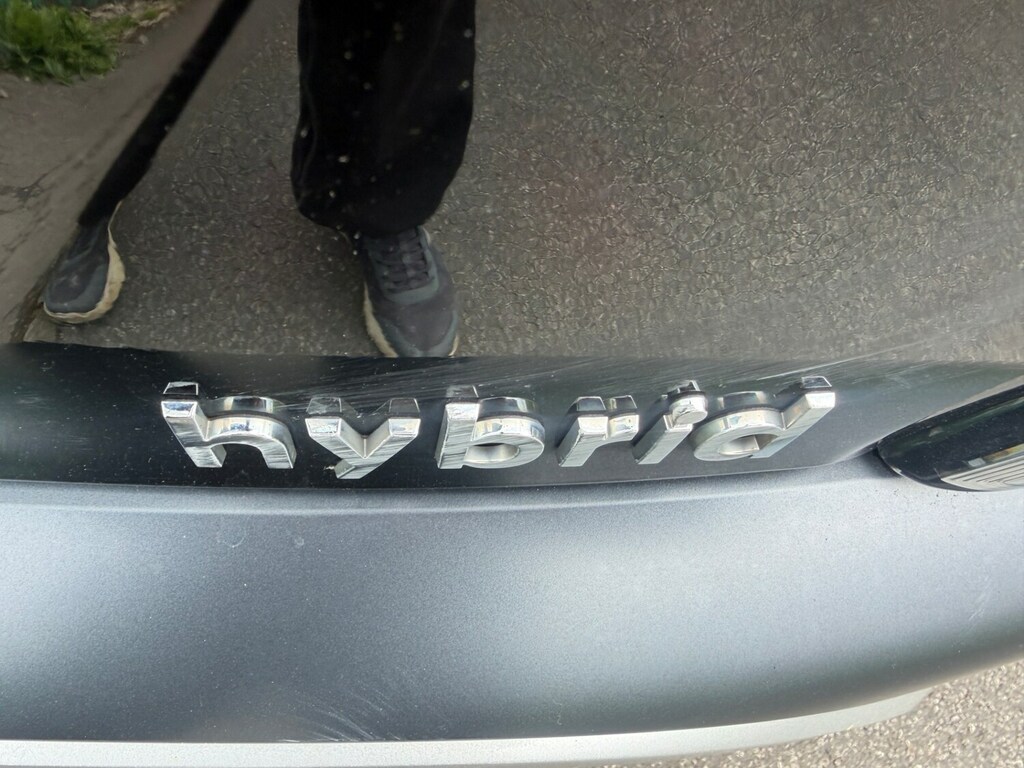 Hyundai Kona Premium Red #16