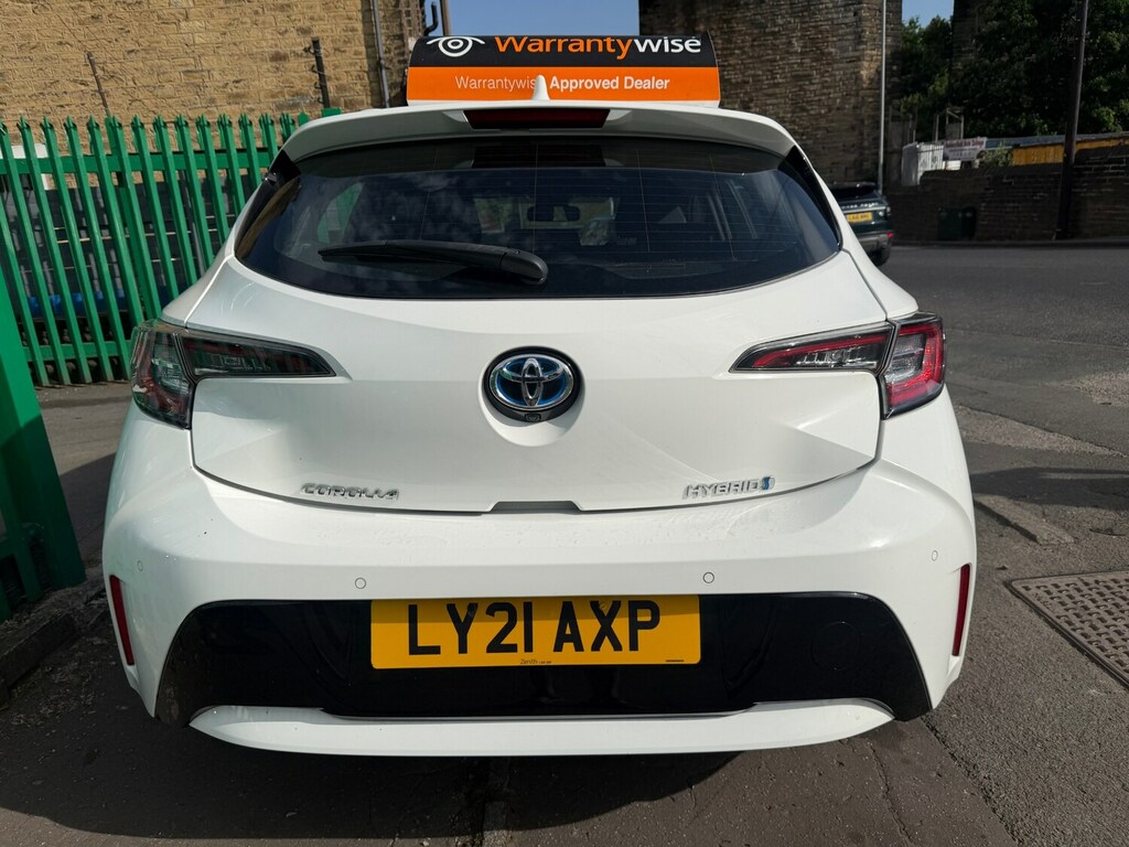 Toyota Corolla 1.8 Vvt-i Hybrid Icon Tech Cvt White #3