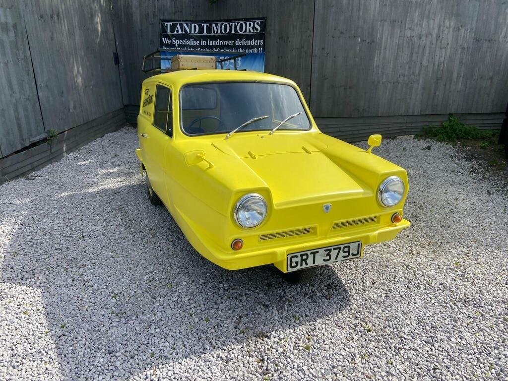 Reliant Regal Petrol Yellow #4