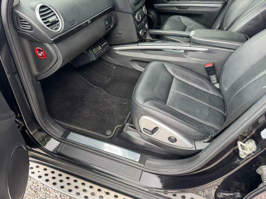 Mercedes-Benz GL Class Sport Black #66