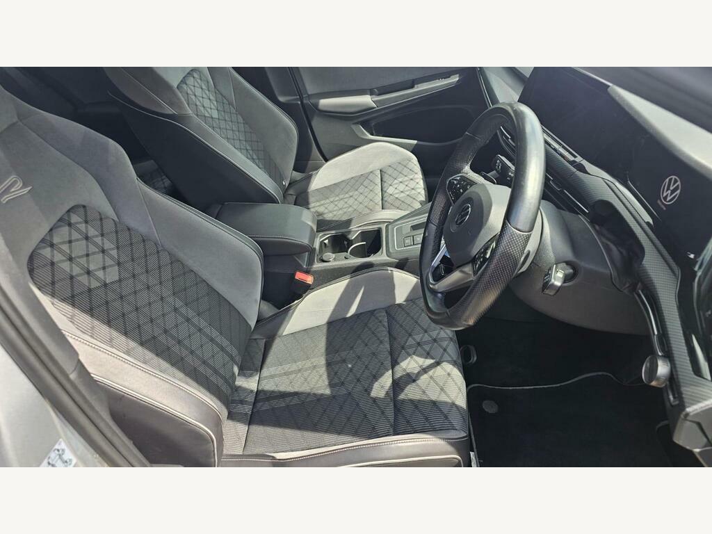 Volkswagen Golf 202121, 1.5 Tsi 150 Life Red #7