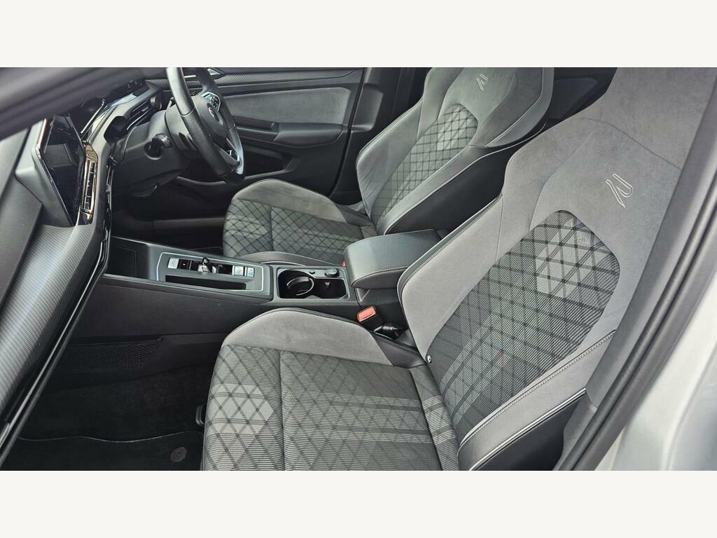 Volkswagen Golf 202121, 1.5 Tsi 150 Life Red #27