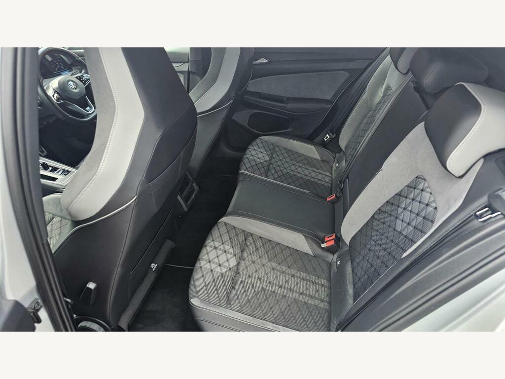 Volkswagen Golf 202121, 1.5 Tsi 150 Life Red #9