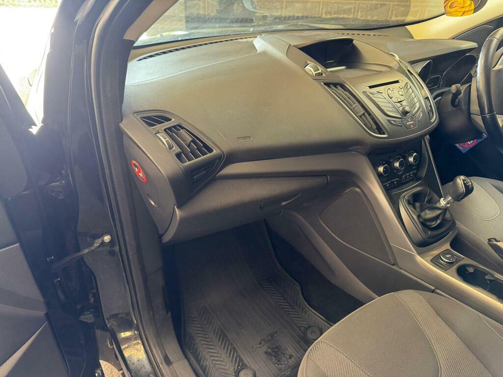 Ford Kuga 2.0 Tdci Titanium 2Wd Euro 6 Ss Black #49