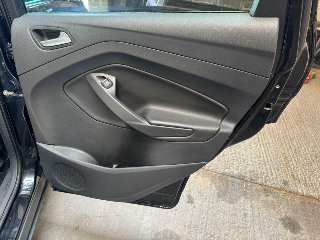 Ford Kuga 2.0 Tdci Titanium 2Wd Euro 6 Ss Black #40