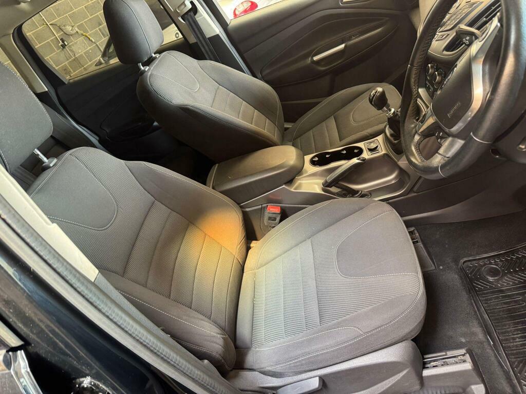 Ford Kuga 2.0 Tdci Titanium 2Wd Euro 6 Ss Black #15