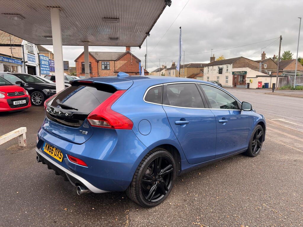 Volvo V40 R-design Pro T2 KW66OXS #6