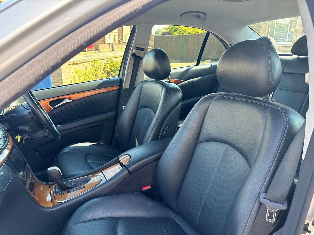Mercedes-Benz E Class 2.6 E240 Elegance Silver #60