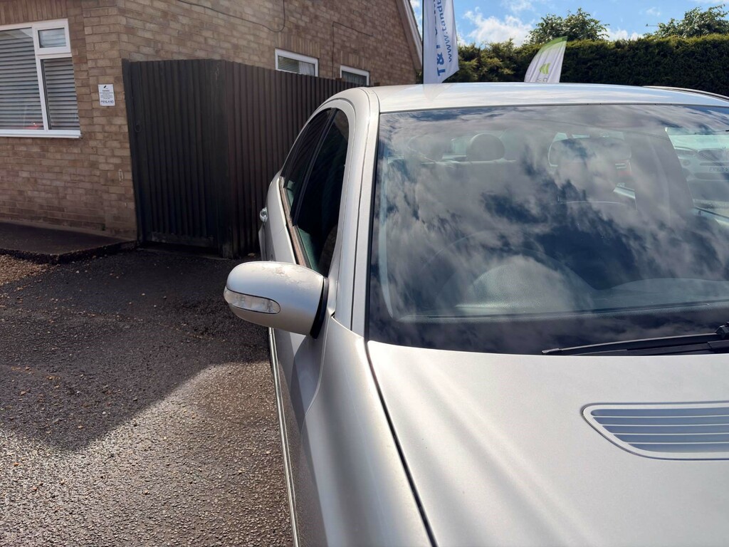 Mercedes-Benz E Class 2.6 E240 Elegance Silver #15