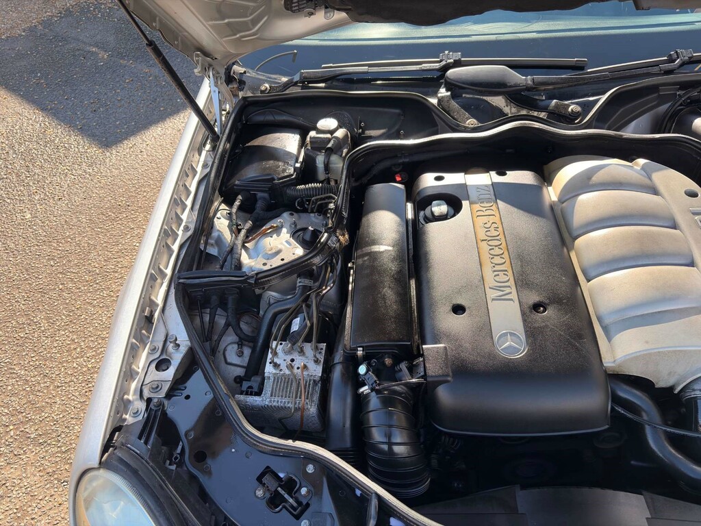 Mercedes-Benz E Class 2.6 E240 Elegance Silver #62