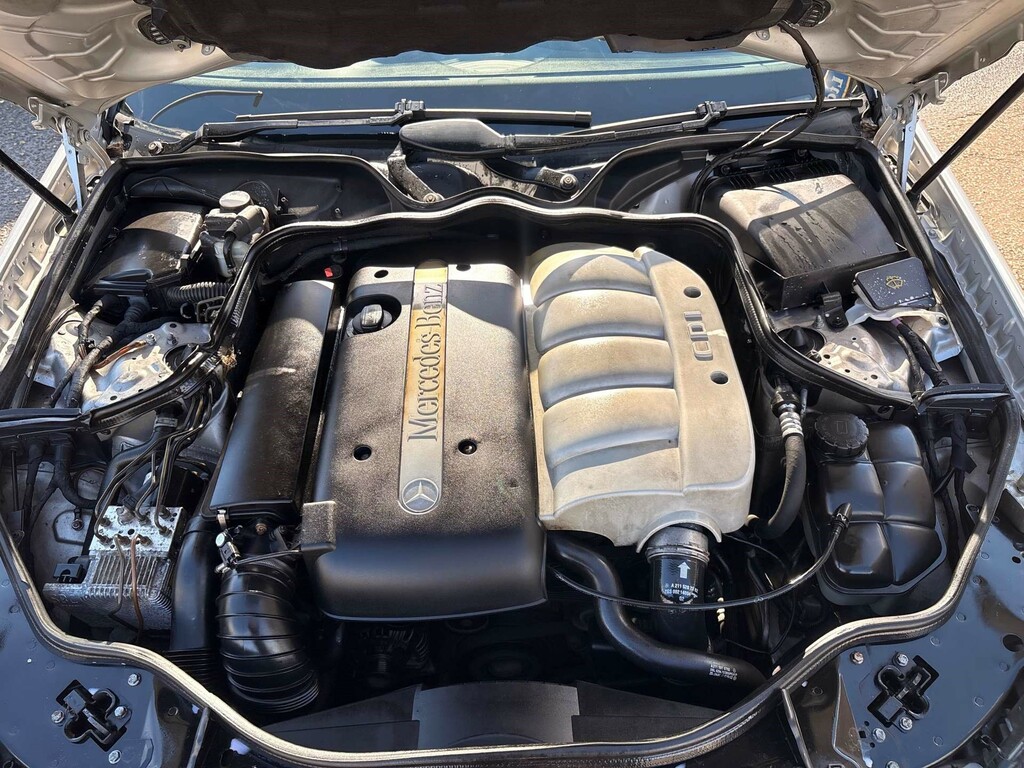 Mercedes-Benz E Class 2.6 E240 Elegance Silver #64