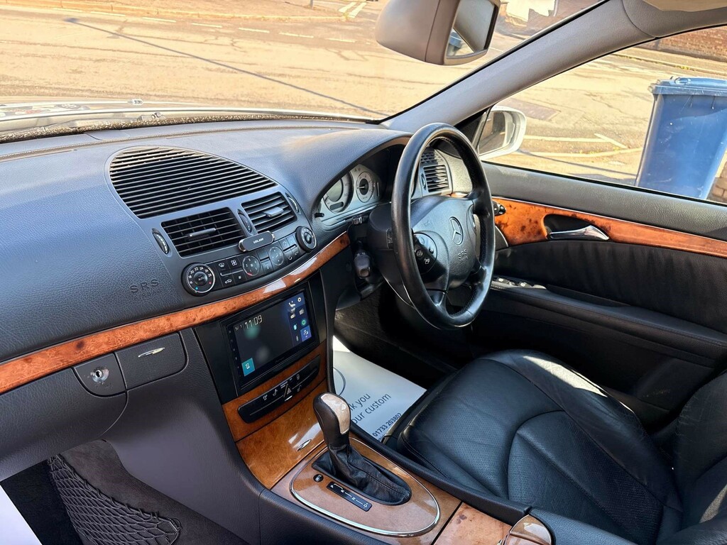 Mercedes-Benz E Class 2.6 E240 Elegance Silver #59