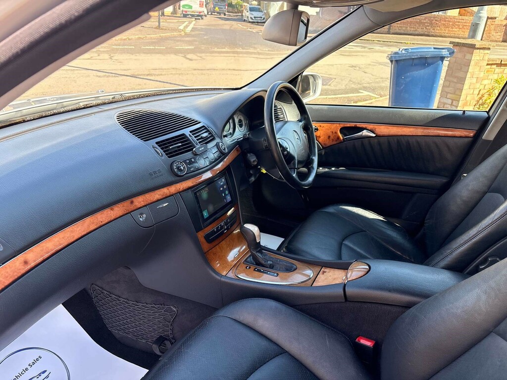 Mercedes-Benz E Class 2.6 E240 Elegance Silver #58