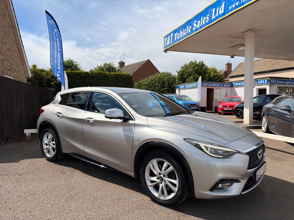 Infiniti Q30 Premium Tech Intouch D Silver #3
