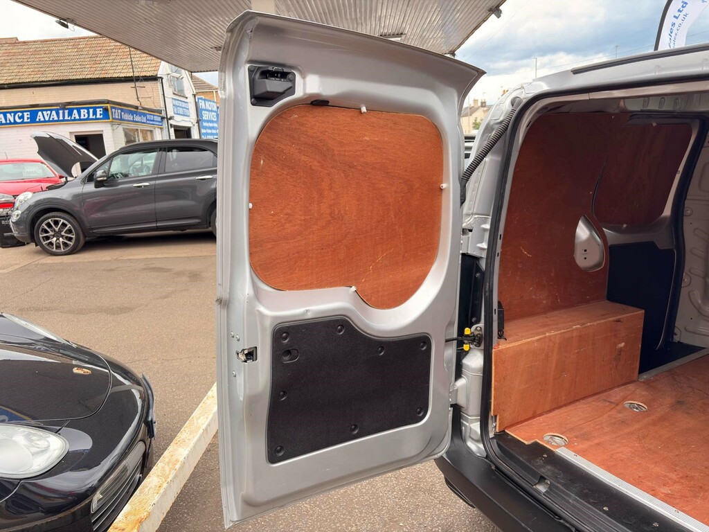 Peugeot Bipper Tepee 1.3 Hdi S Panel Van White #39