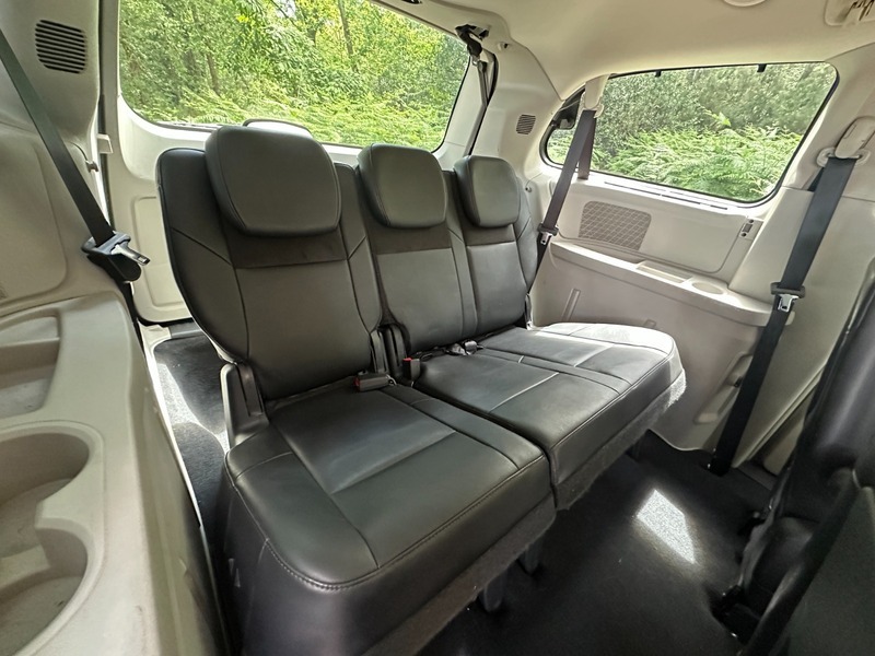 Chrysler Voyager Crd Grand Silver #9