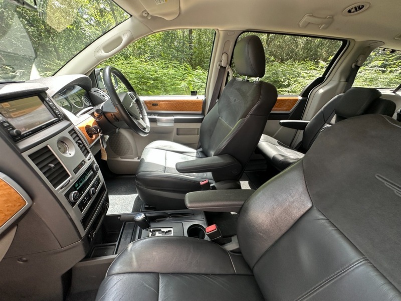 Chrysler Voyager Crd Grand Silver #21