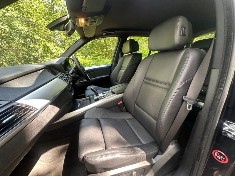 BMW X5 Xdrive 30D Msport 5S A Black #17