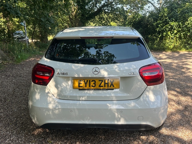 Mercedes-Benz A Class 1.6 A200 Blueefficiency Amg White #5