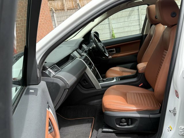 Land Rover Discovery Sport Sport 2.0 Td4 180 Black #14