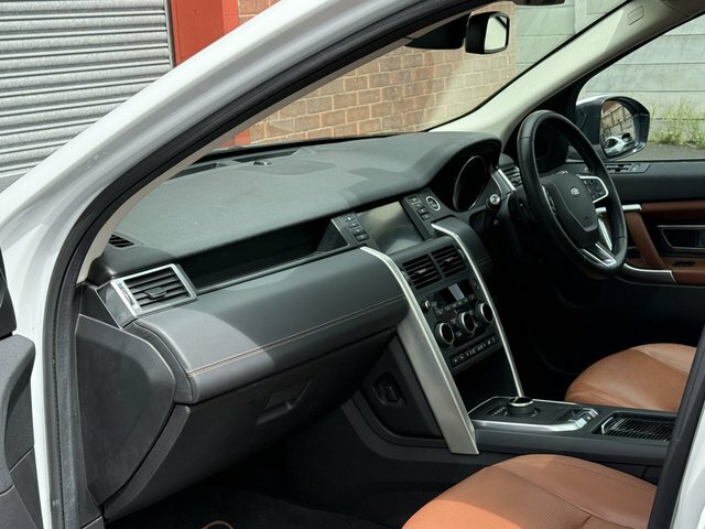 Land Rover Discovery Sport Sport 2.0 Td4 180 Black #12