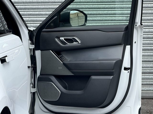 Land Rover Range Rover Velar Estate Silver #39