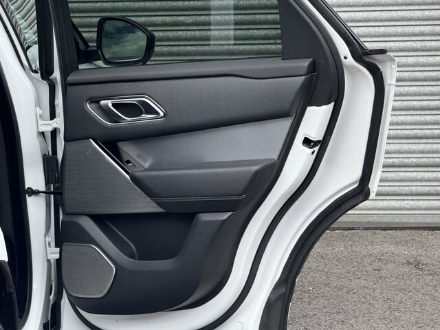 Land Rover Range Rover Velar Estate Silver #42