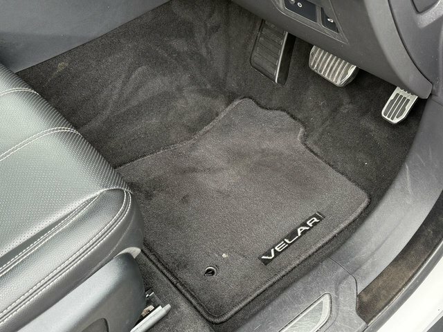 Land Rover Range Rover Velar Estate Silver #36