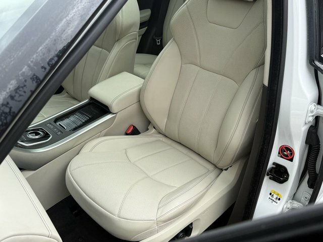 Land Rover Range Rover Evoque Se Tech Red #18