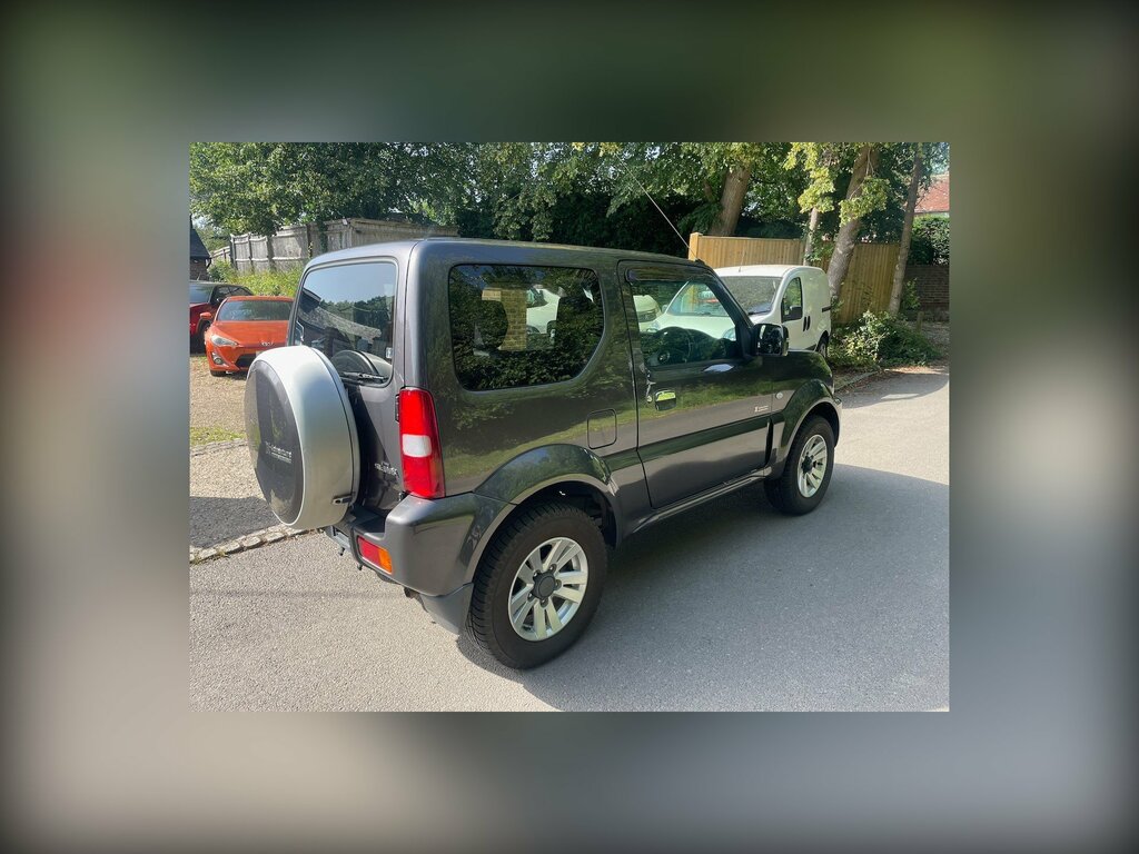 Suzuki Jimny 1.3 Sz5 Land Venture 4X4 Suv Grey