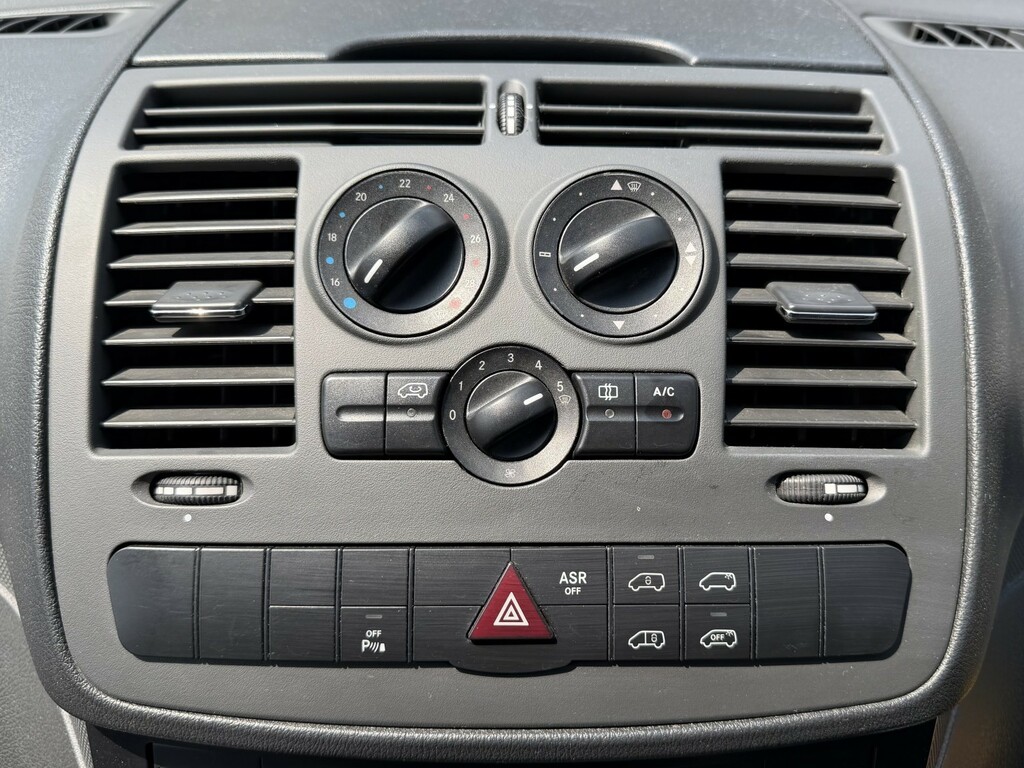 Mercedes-Benz Vito 116 Cdi Red #21
