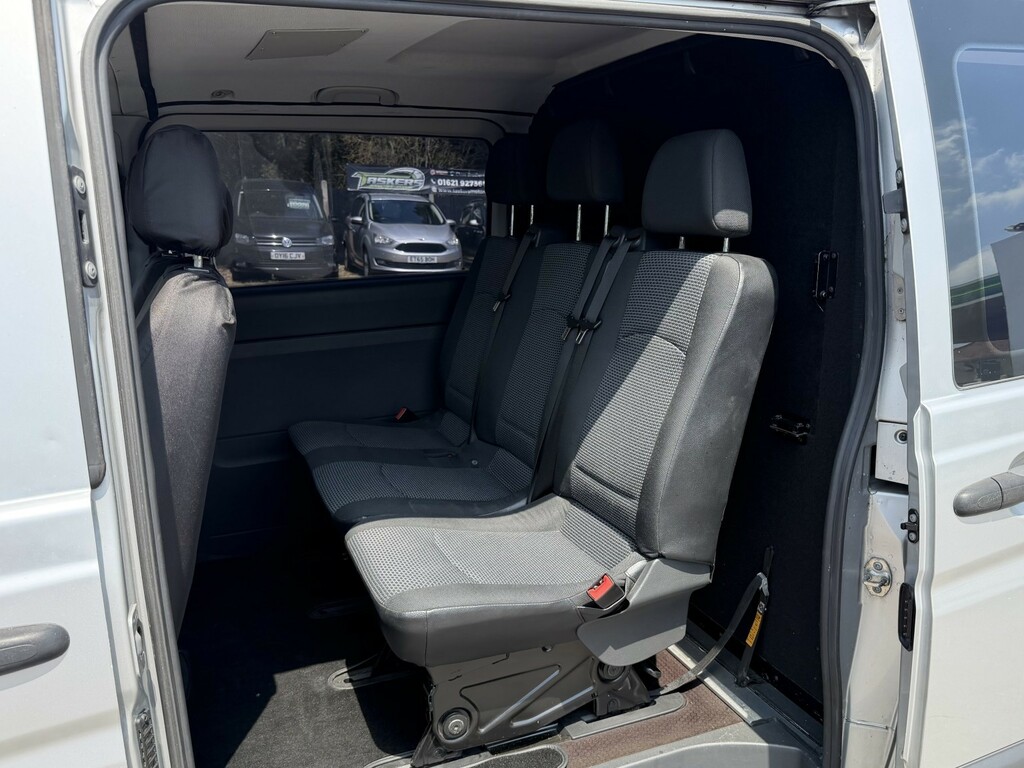 Mercedes-Benz Vito 116 Cdi Red #17