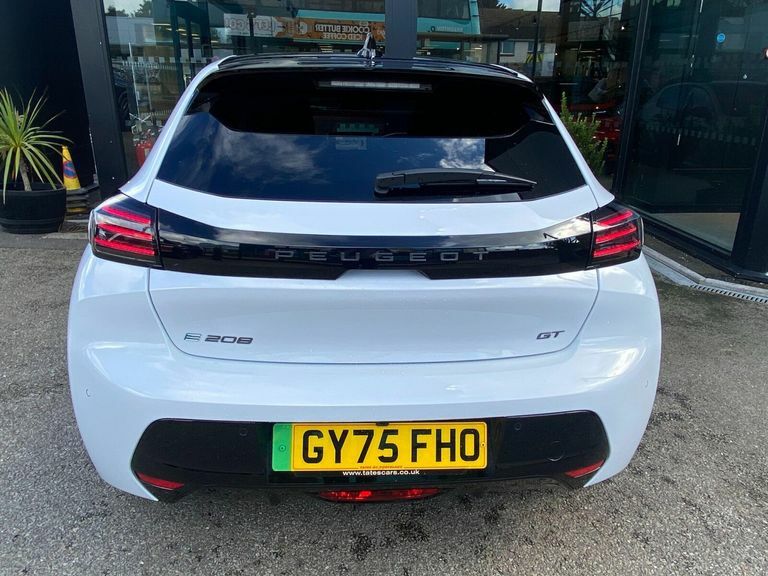Peugeot e-208 51Kwh Gt Premium 7.4Kw Charger GY75FHO White #6