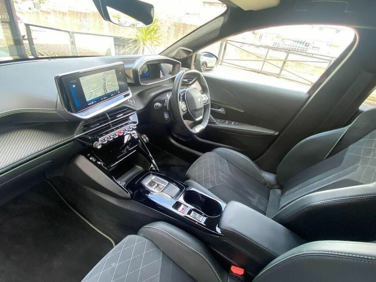 Peugeot e-208 51Kwh Gt Premium 7.4Kw Charger GY75FHO White #2