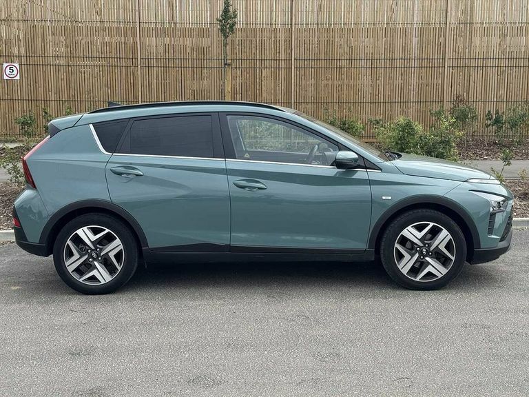 Hyundai Bayon 1.0 Tgdi 120 48V Mhev Premium Dct GP23NZO Green #2