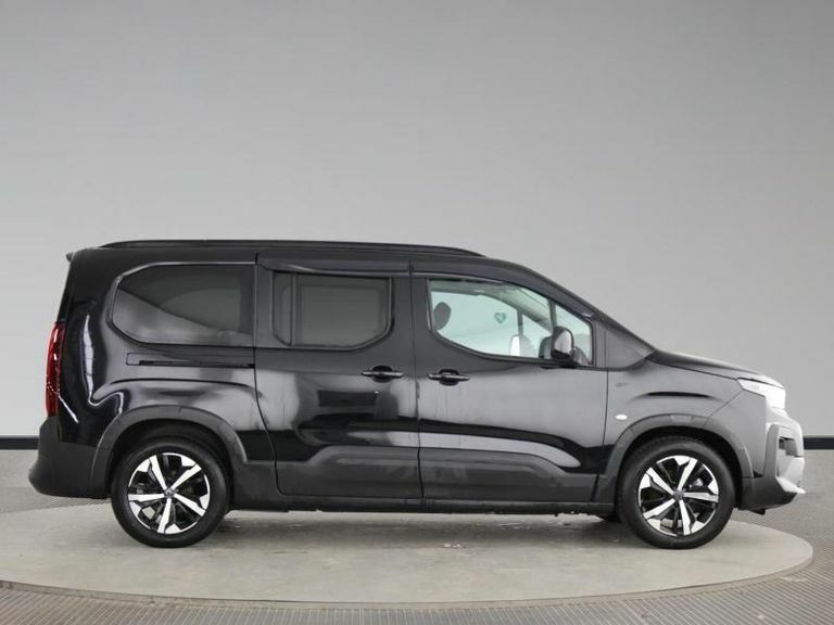 Peugeot e-Rifter 52Kwh Gt Long Mpv 7.4Kw Charger Black #4