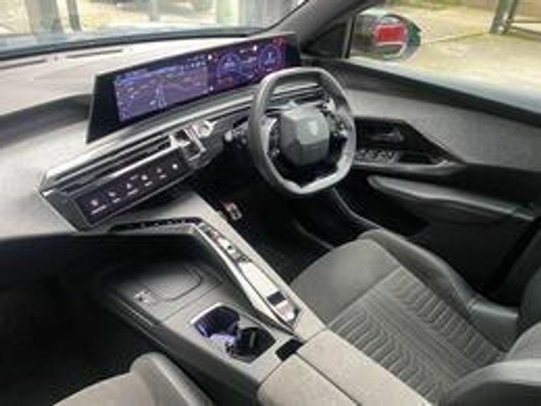 Peugeot 3008 1.2 Gt E-dsc6 Euro 6 Ss FH25UEB Black #2
