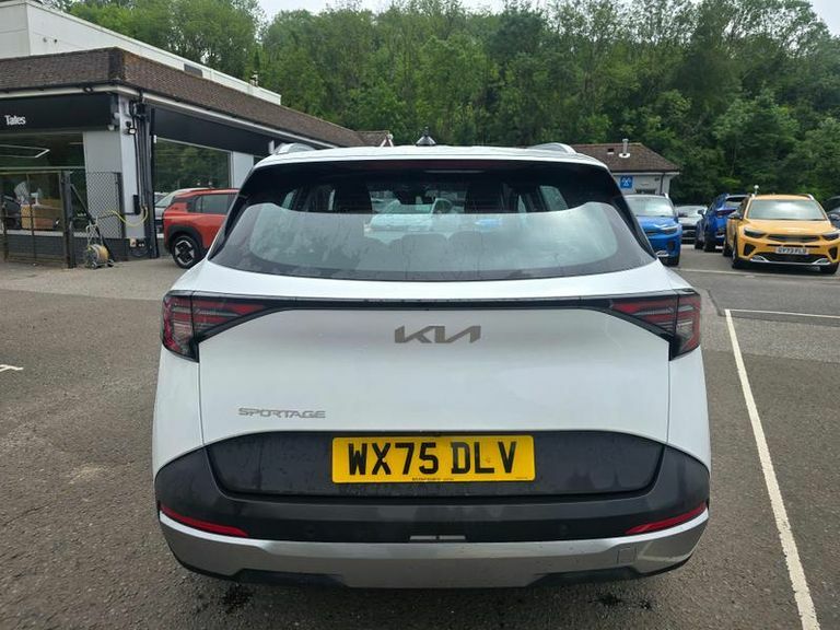 Kia Sportage 1.6T Gdi Pure WX75DLV White #4