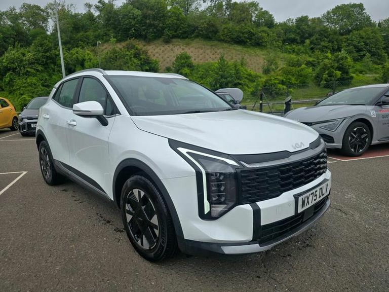 Kia Sportage 1.6T Gdi Pure WX75DLV White