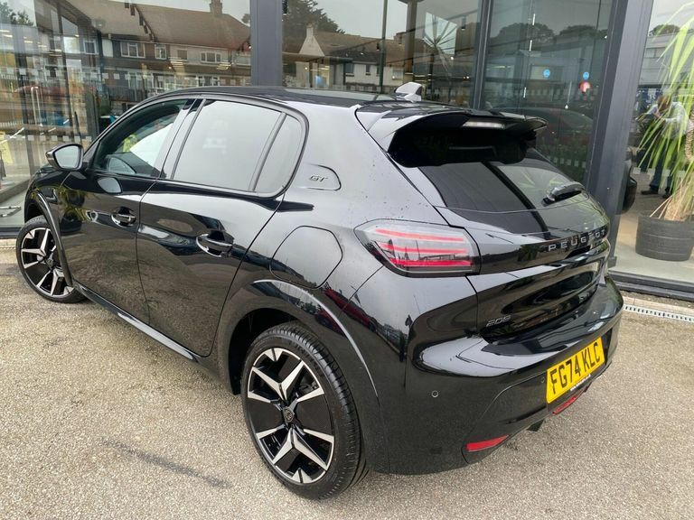 Peugeot 208 1.2 Gt E-dsc6 Euro 6 Ss Black #2