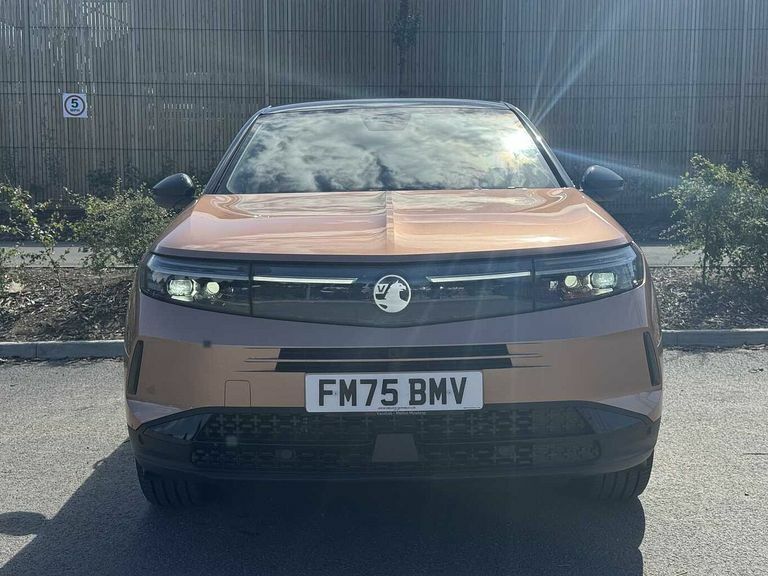 Vauxhall Grandland 1.2 Hybrid 145 Ultimate E-dct6 Fixed Roof FM75BMV Brown #5