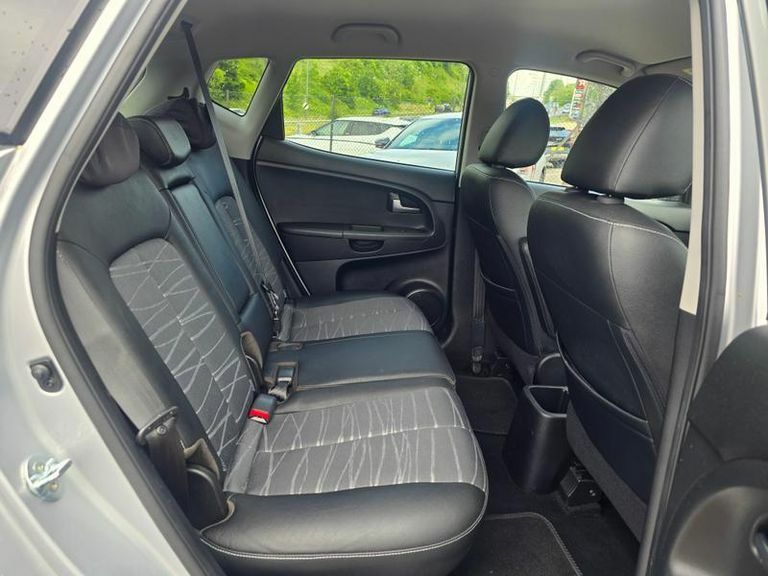 Kia Venga 1.6 3 6 Blue #14